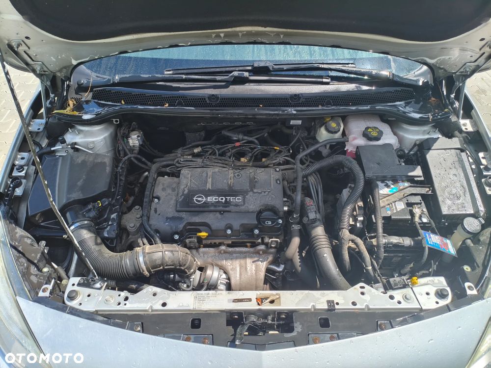 Opel Astra 1.4 T Enjoy EU6 - 25