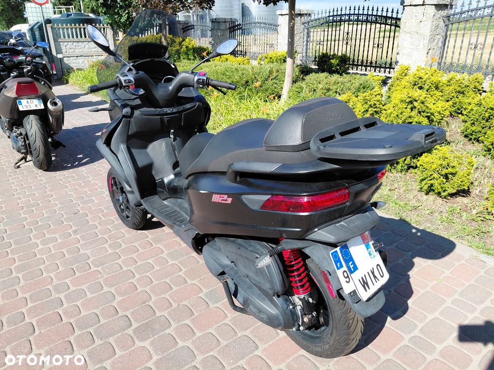 Piaggio MP-3 - 4