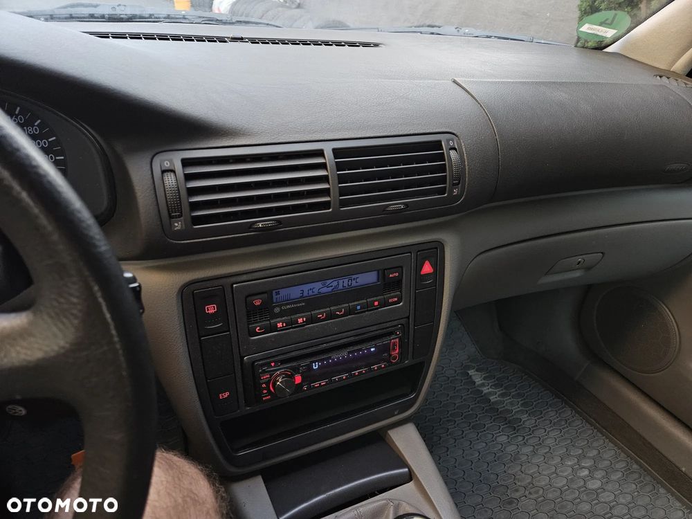 Volkswagen Passat 1.8 Highline - 7