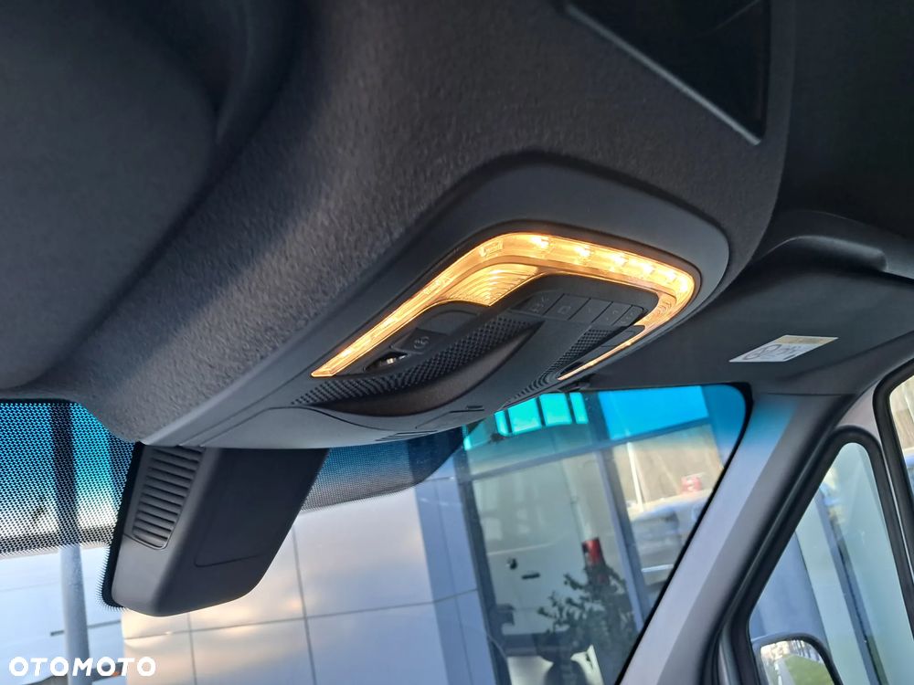 Mercedes-Benz SPRINTER - 23