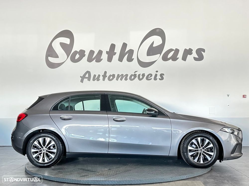 Mercedes-Benz A 180 7G-DCT Edition 2021 - 3