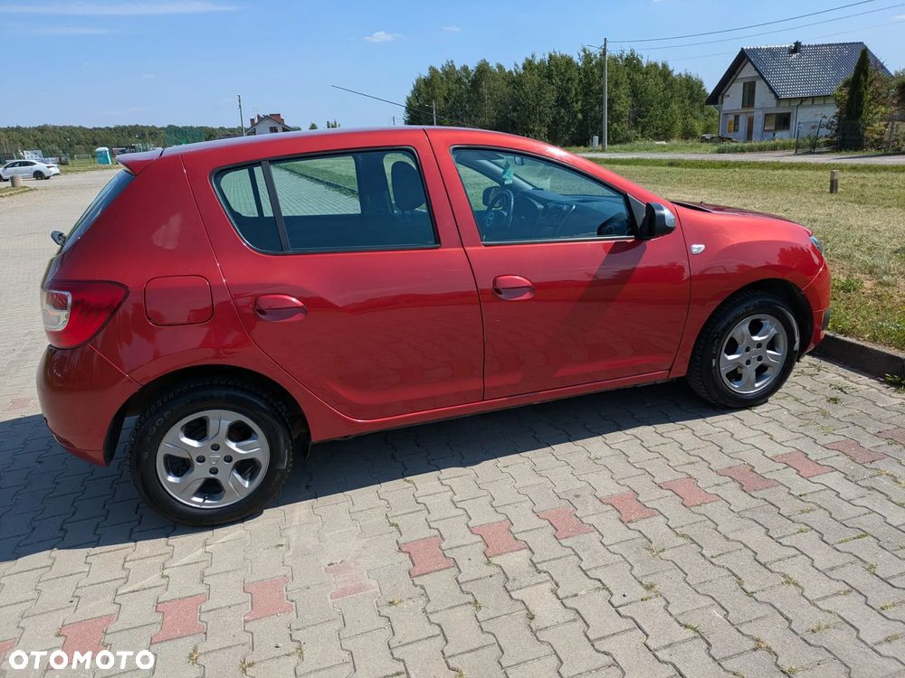 Dacia Sandero - 4