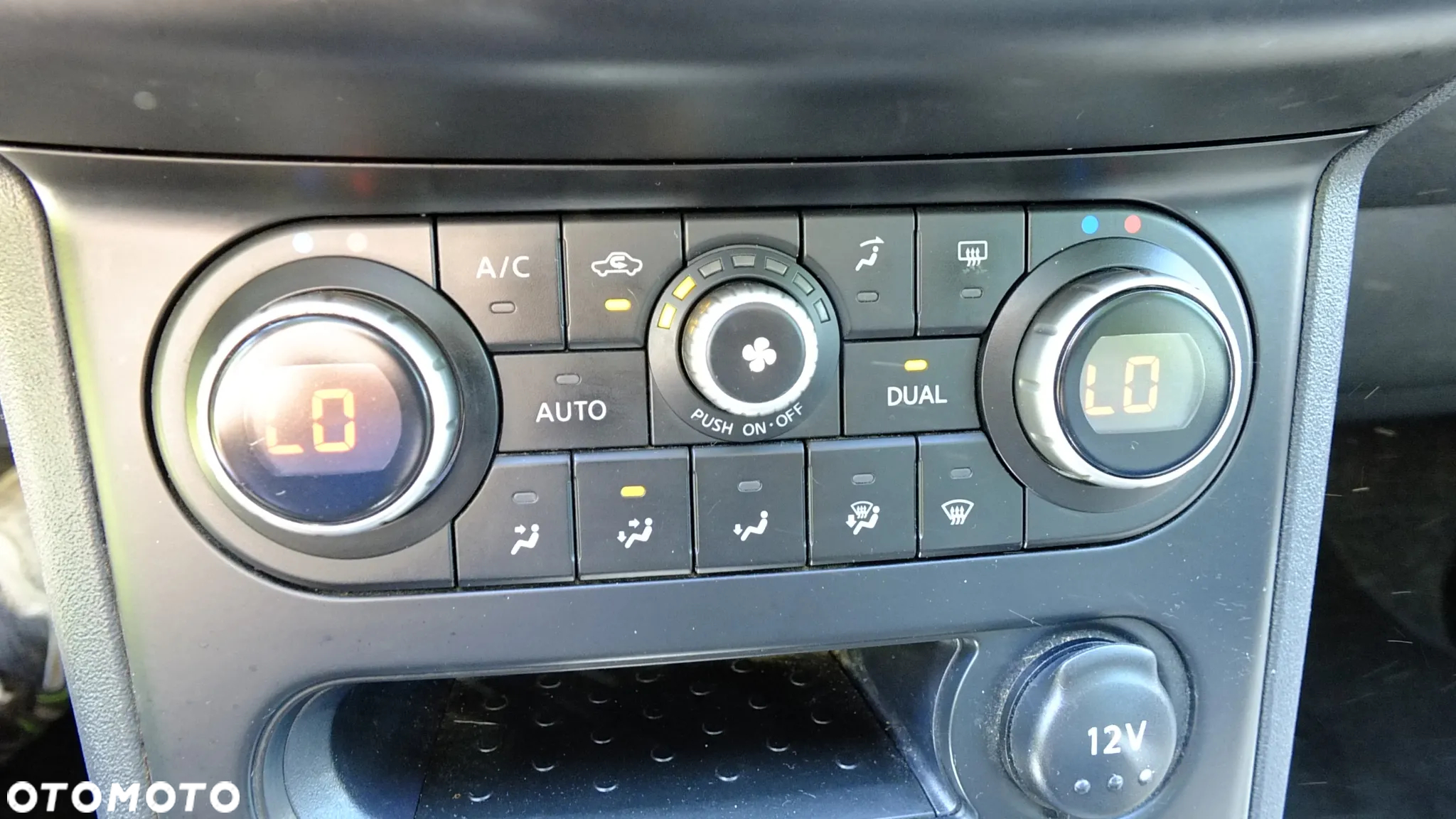 Nissan Qashqai 1.6 dCi DPF Start/Stop tekna - 34