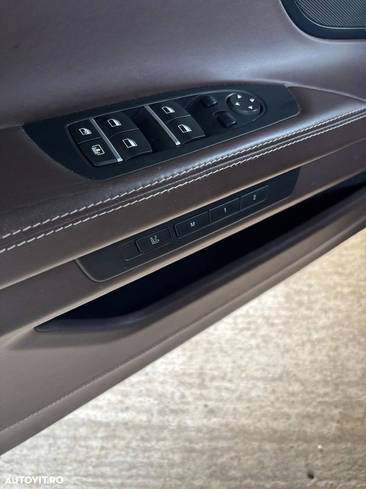 BMW Seria 7 750d xDrive - 15
