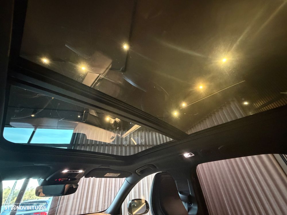 Volvo XC 60 2.0 T8 PHEV R-Design AWD - 37