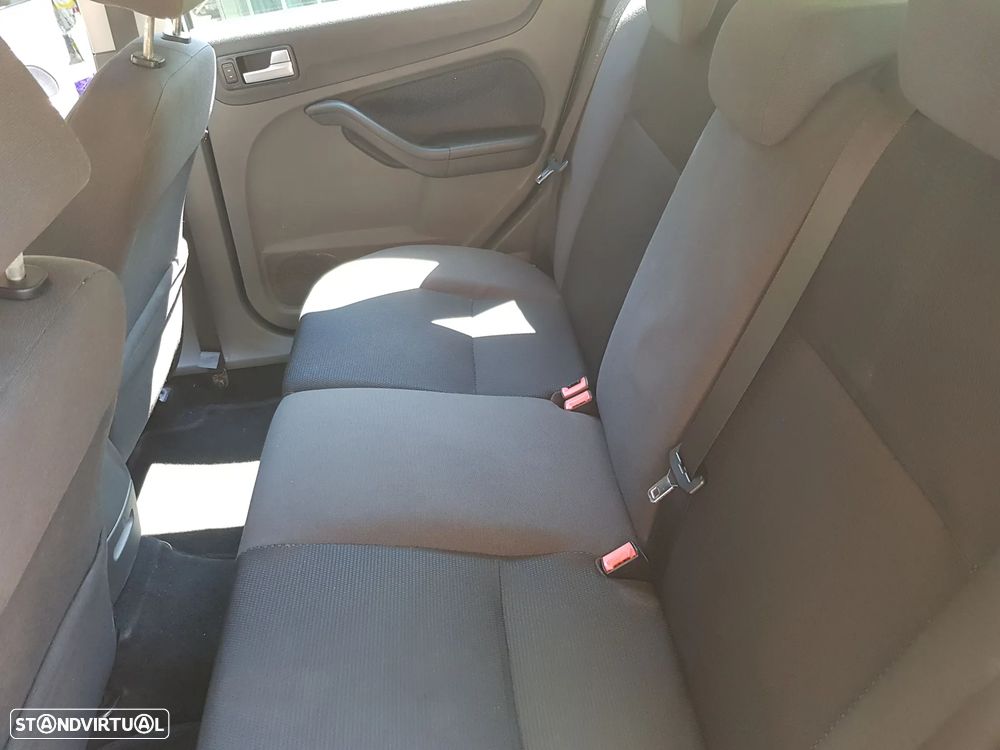 Ford Focus SW 1.6 TDCi Sport - 8