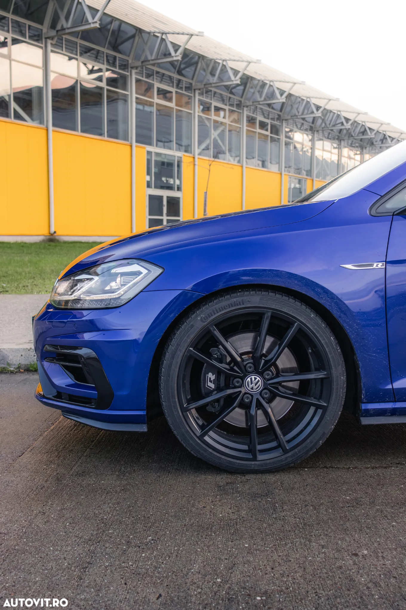 Volkswagen Golf Variant R 2.0 TSI OPF 4Motion DSG - 12