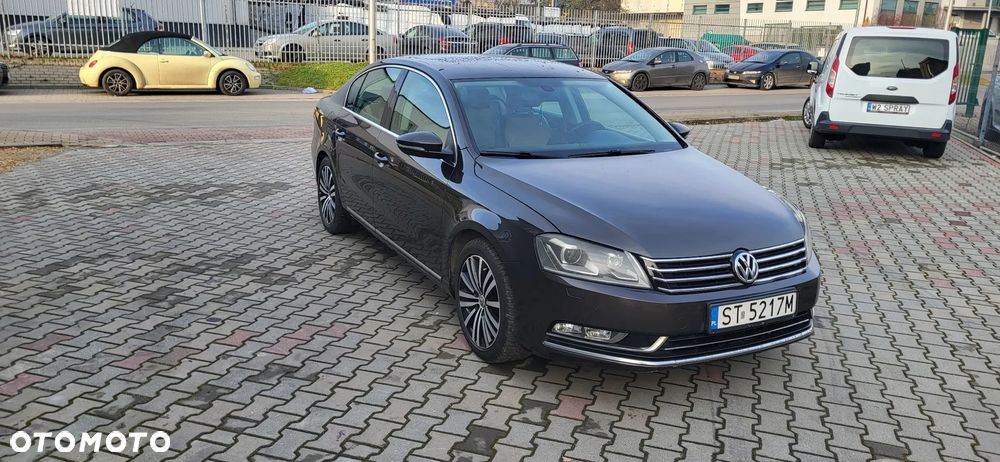 Volkswagen Passat - 2