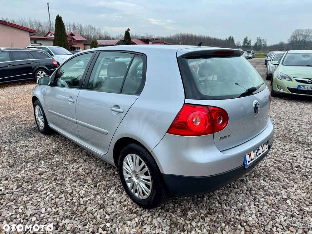 Volkswagen Golf - 12