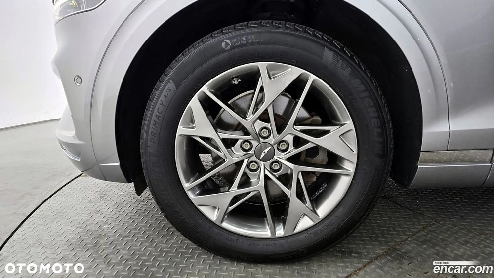 Genesis GV70 2.5T AWD AT8 Luxury Line - 7