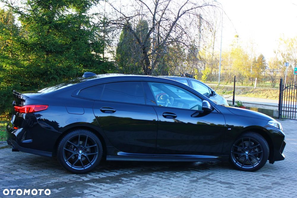 BMW Seria 2 218d M Sport sport - 12