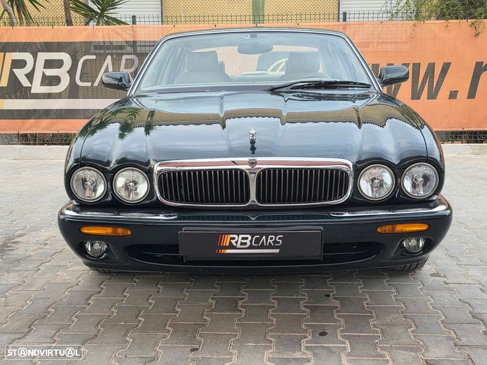 Jaguar XJ - 2