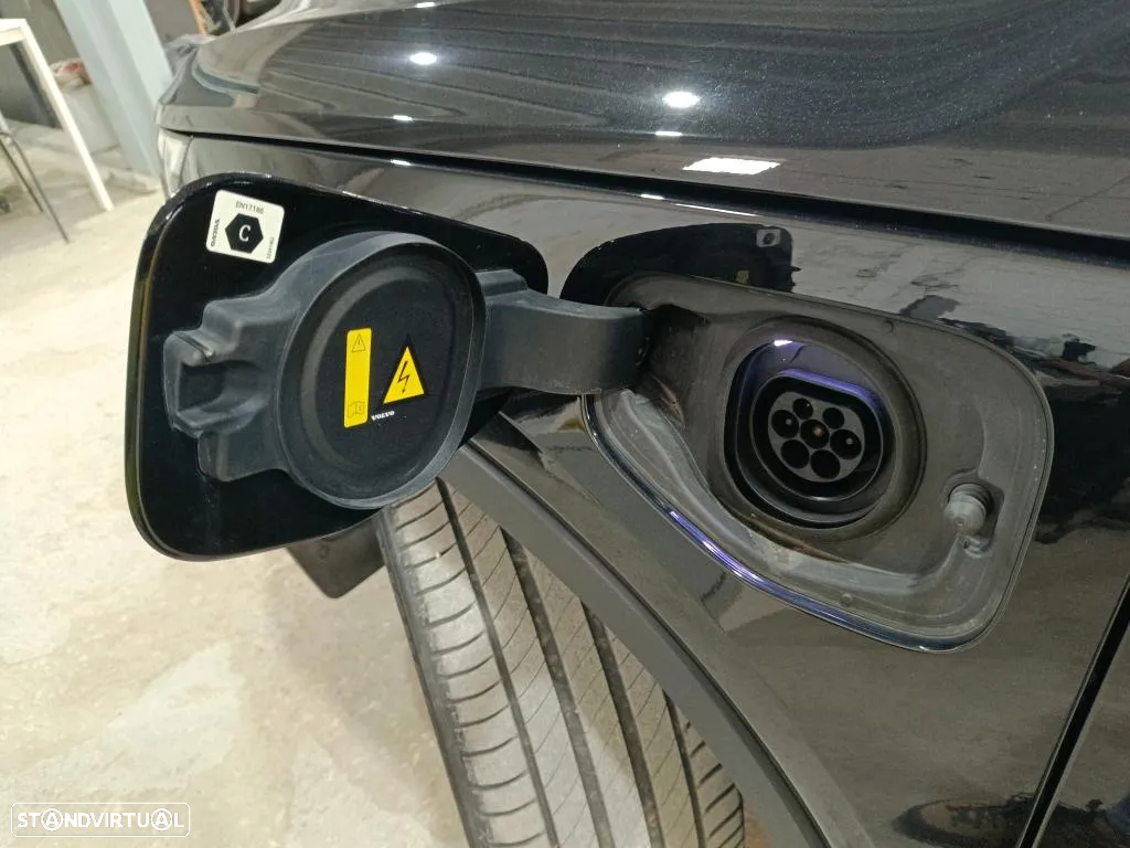Volvo XC 40 1.5 T4 PHEV Core - 11