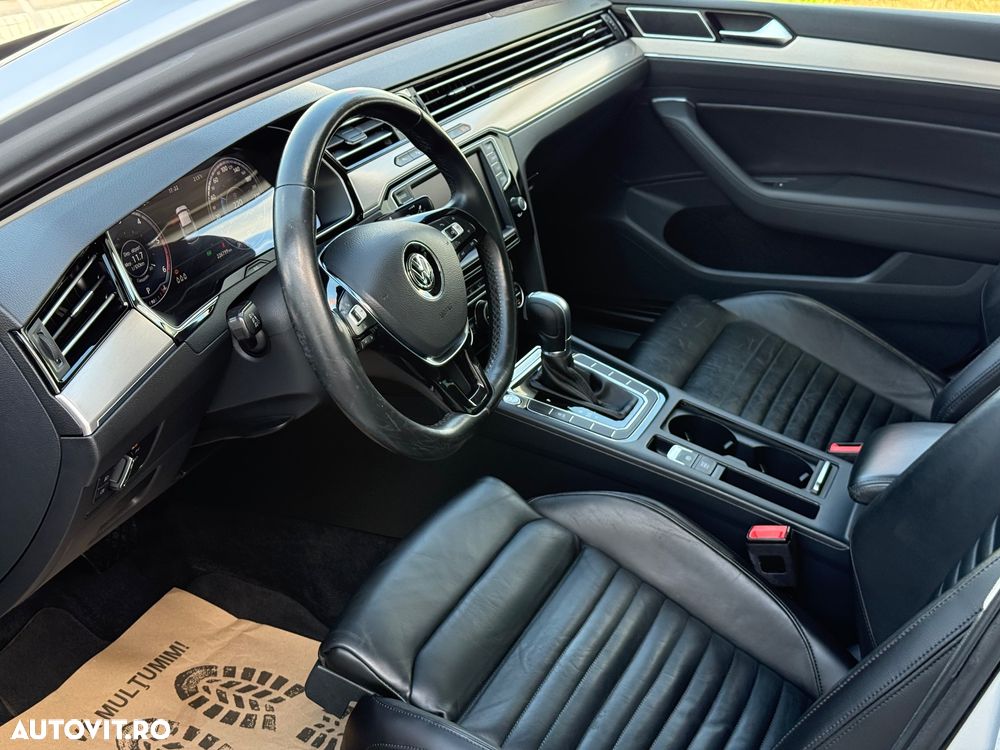 Volkswagen Passat 2.0 TDI SCR DSG Highline - 8