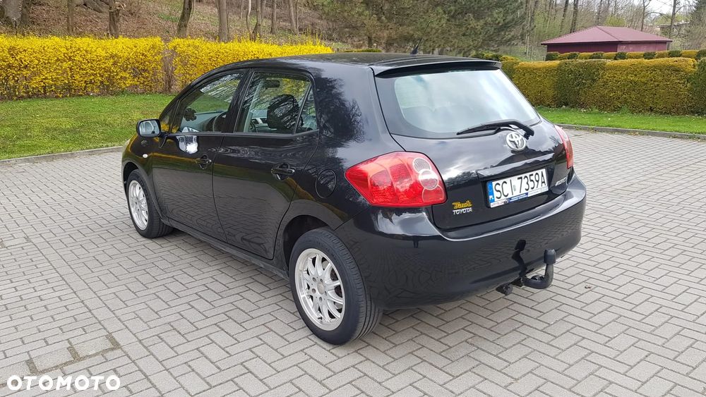 Toyota Auris - 5