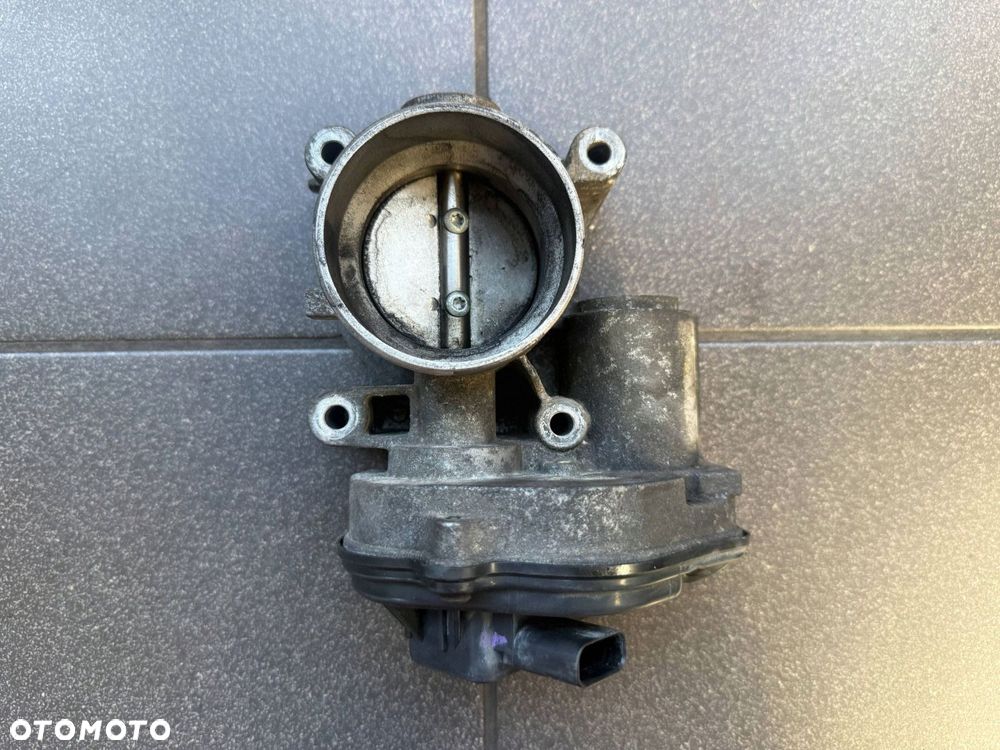 PRZEPUSTNICA 1.8 16V FORD VOLVO VP4F9U9E928AB 4M5GED - 1