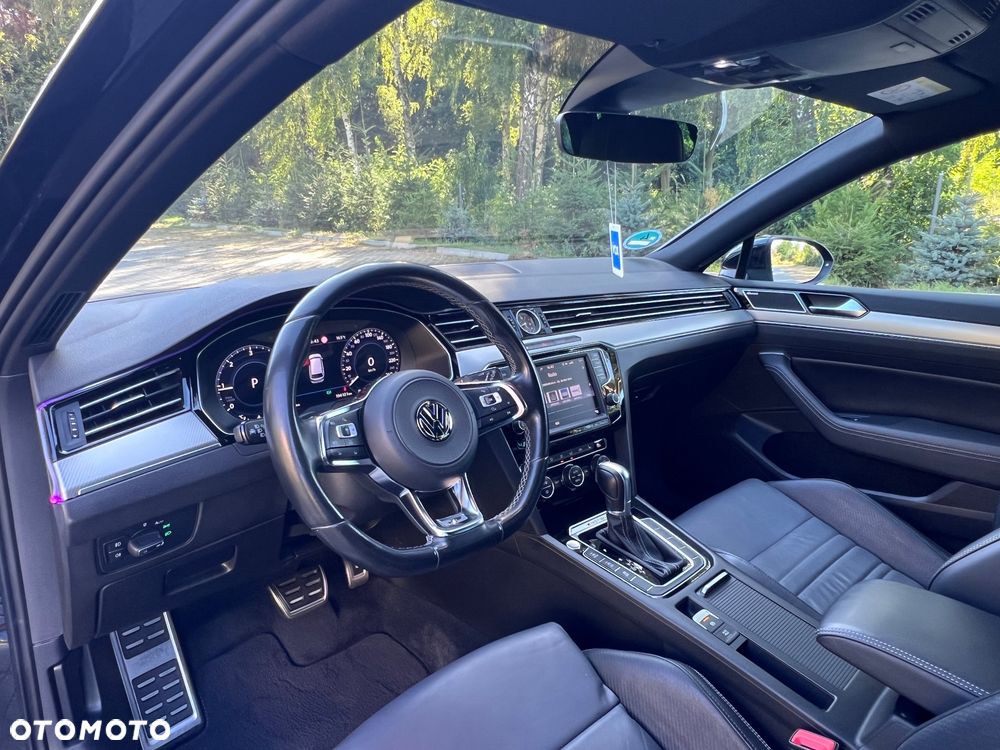 Volkswagen Passat - 15