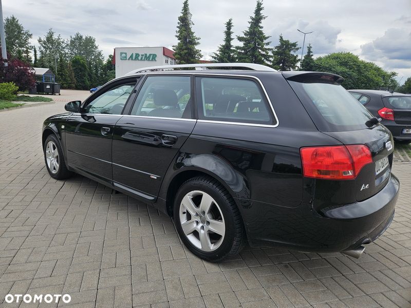 Audi A4 Avant - 4