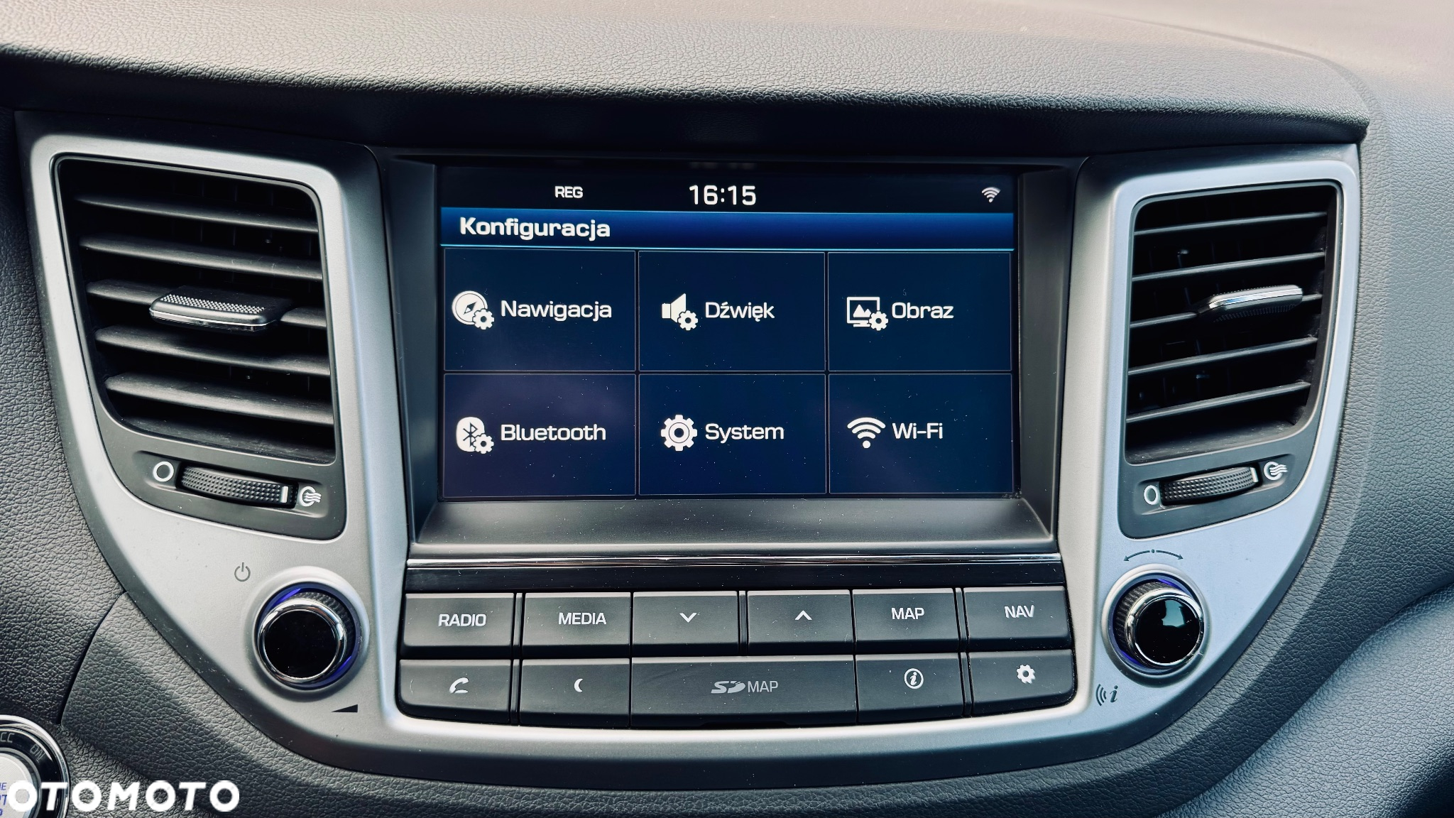 Hyundai Tucson 1.7 CRDI BlueDrive Style 2WD - 18
