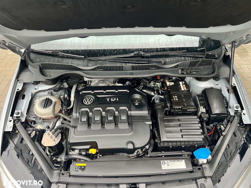 Volkswagen Golf - 21