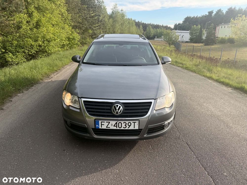 Volkswagen Passat 2.0 TDI Comfortline DSG - 5