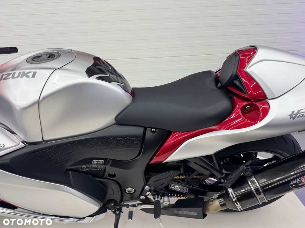 Suzuki GSX - 31