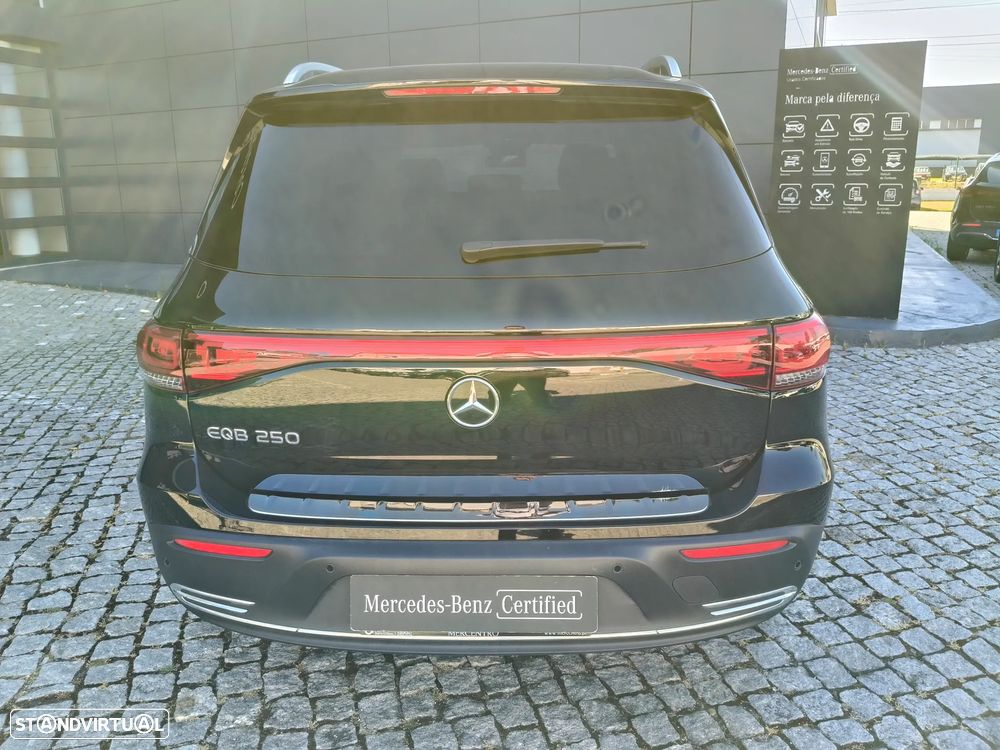 Mercedes-Benz EQB 250 Progressive - 13