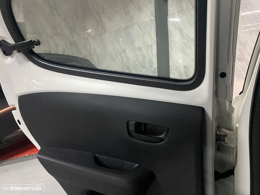 Peugeot 108 1.0 VTI Top! Active - 17