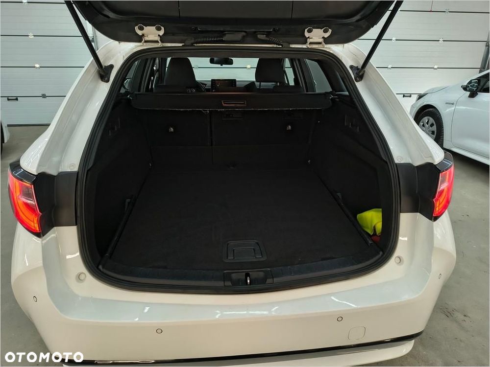 Toyota Corolla 1.8 Hybrid Active - 10