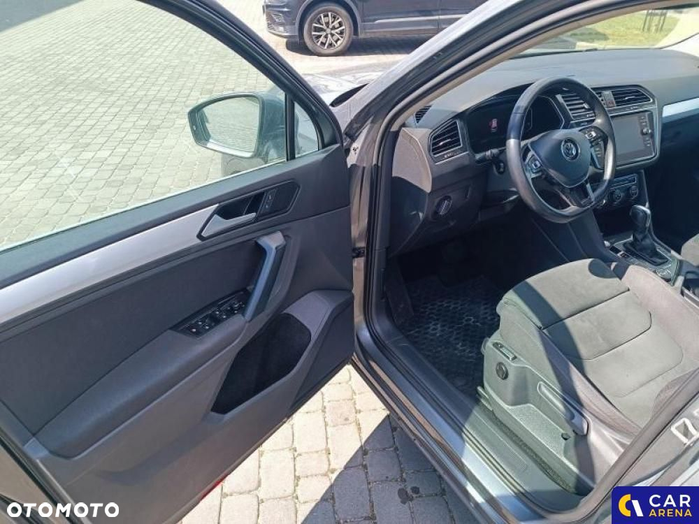 Volkswagen Tiguan - 16