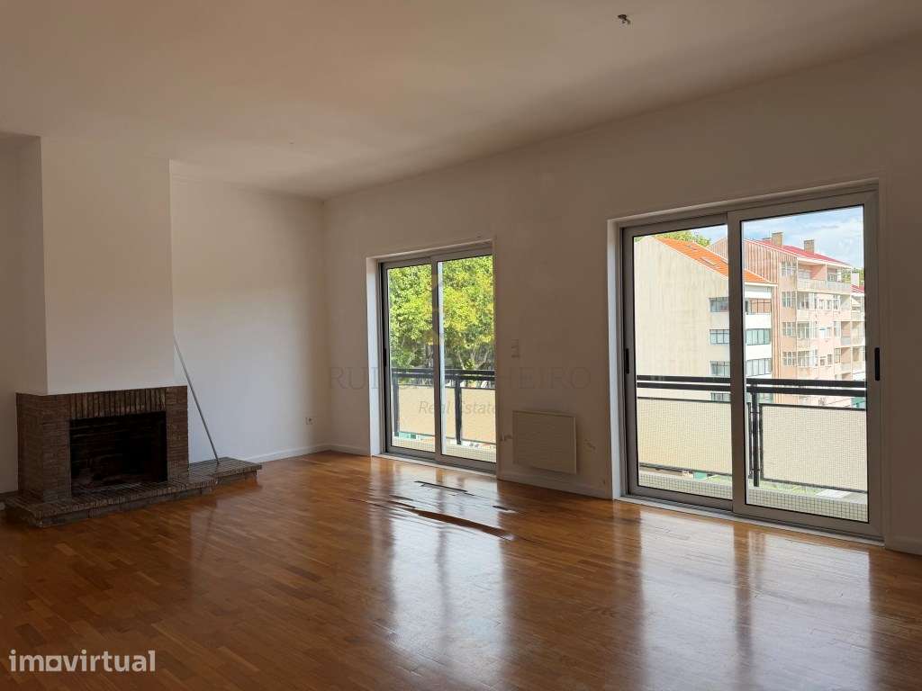 Apartamento T3+1 na Foz do Douro - Grande imagem: 2/17