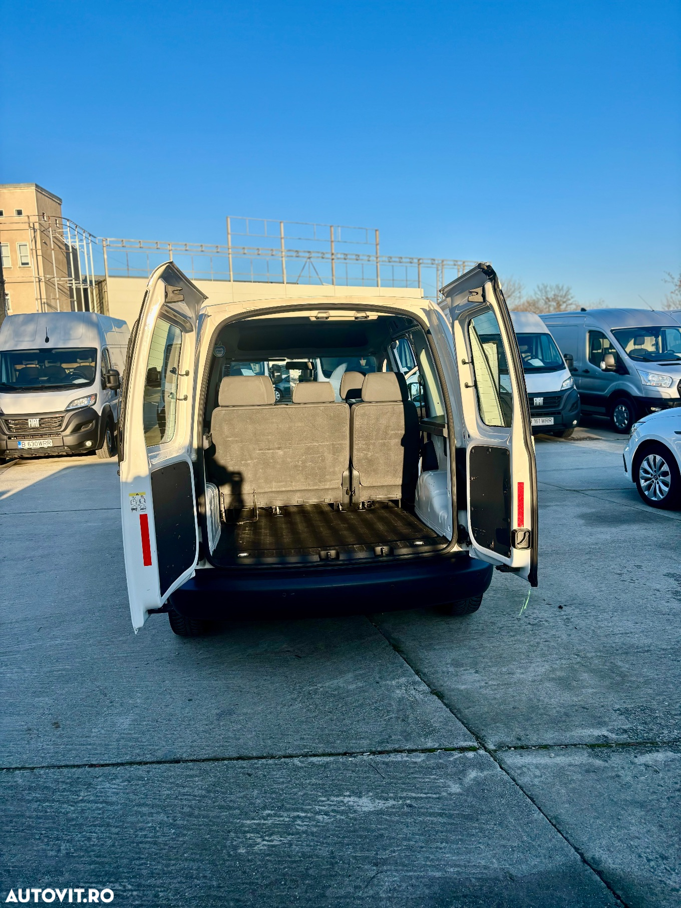 Volkswagen Caddy 1.6 TDI BlueMotion Trendline - 7
