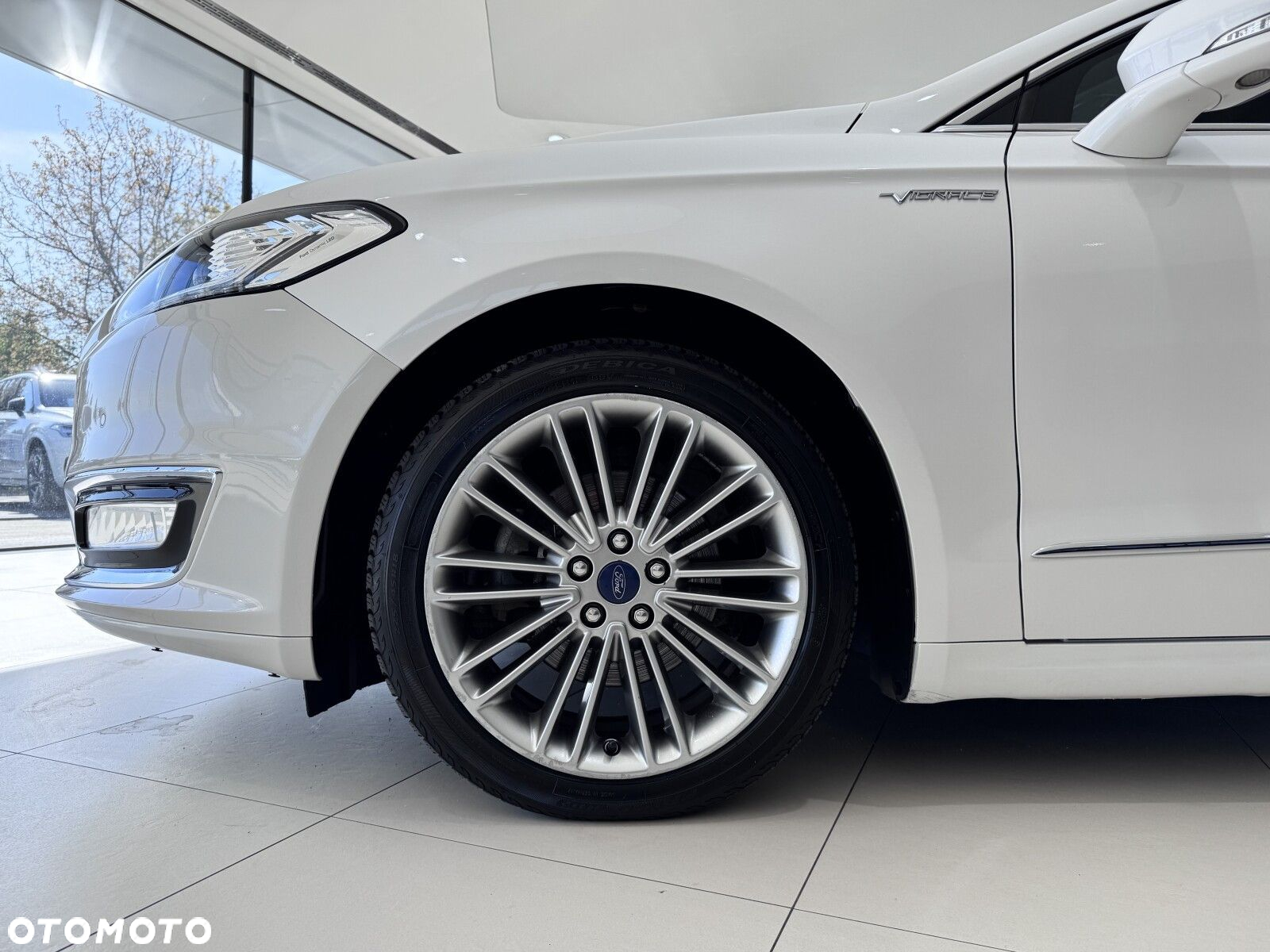 Ford Mondeo - 18