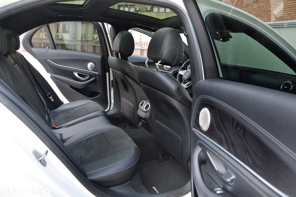 Mercedes-Benz E 220 d 4MATIC 9G-TRONIC AMG Line - 6