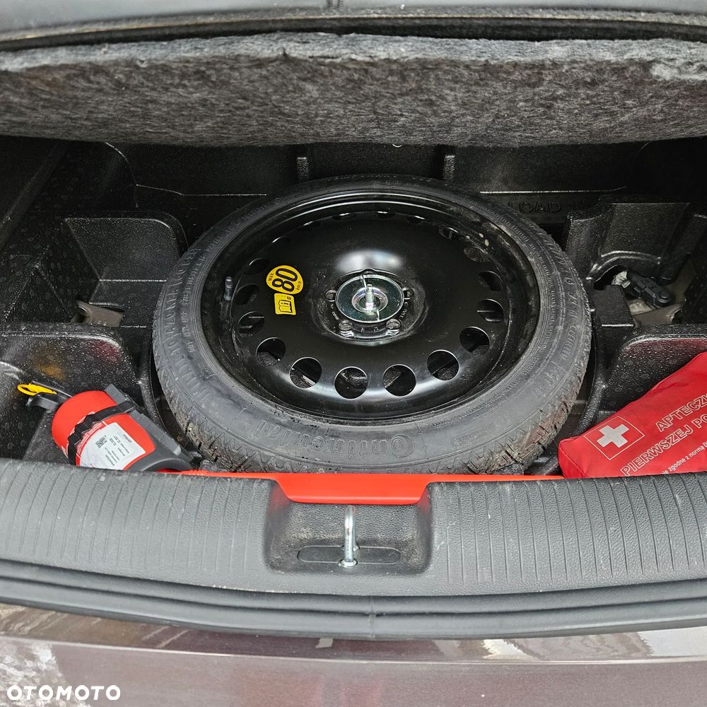 Opel Astra 1.4 T Elite - 19