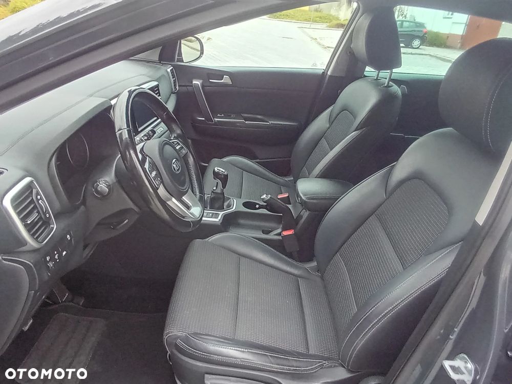 Kia Sportage - 23