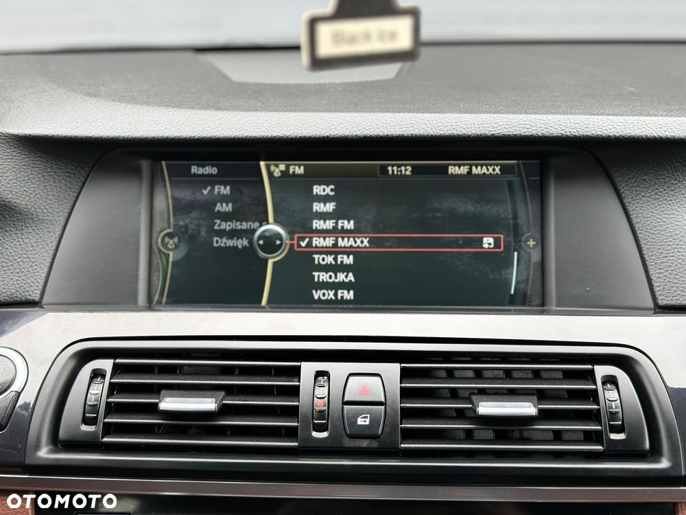 BMW Seria 5 520d - 23