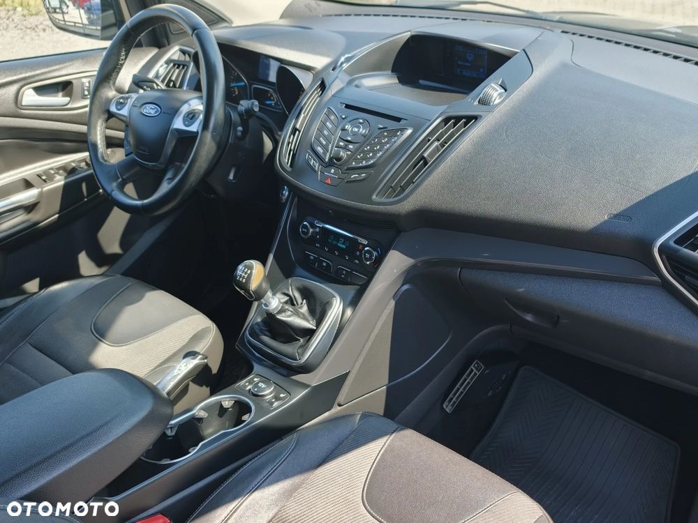 Ford Kuga - 21