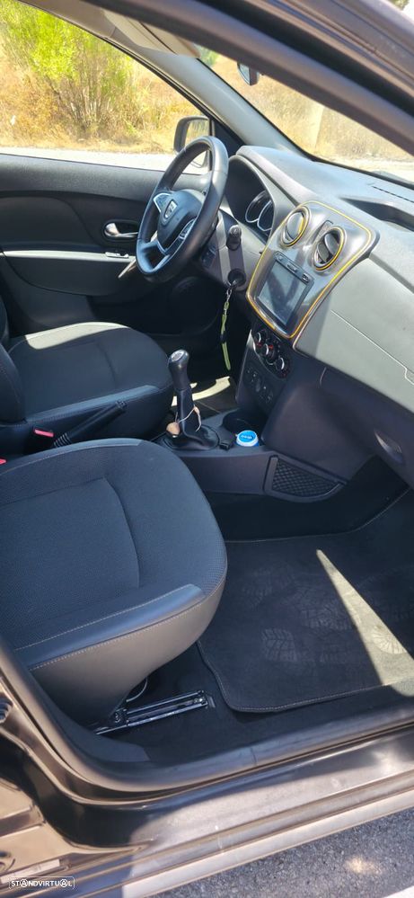 Dacia Sandero 1.5 dCi Stepway - 13