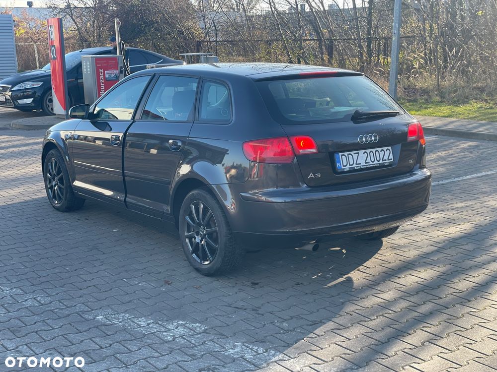 Audi A3 Sportback 1.6 Ambiente - 5