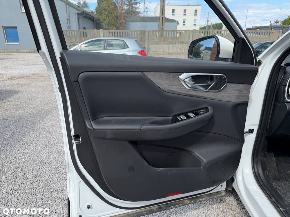 BAIC X7 - 9