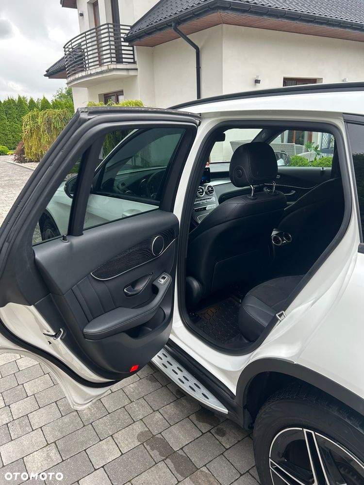 Mercedes-Benz GLC 220 d - 23