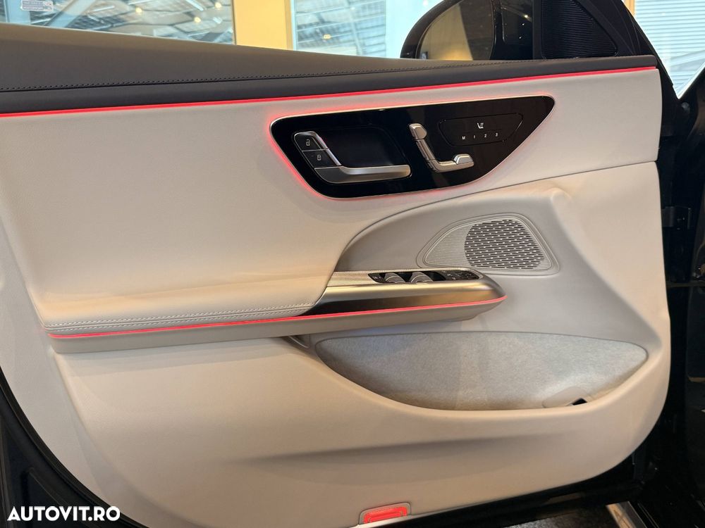 Mercedes-Benz E 220 d 4MATIC MHEV - 11