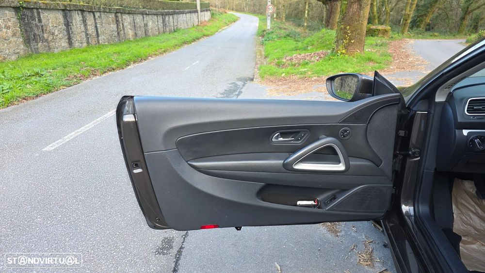 VW Scirocco 2.0 TDI (Blue Motion Technologie) - 19