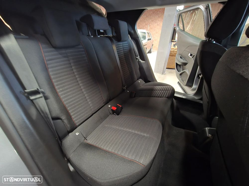 Peugeot 2008 BlueHDi 110 Active Pack - 9