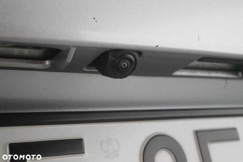 Toyota Corolla Cross 2.0 Hybrid Style - 17