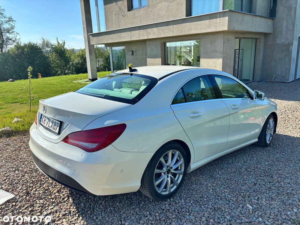 Mercedes-Benz CLA 200 - 5