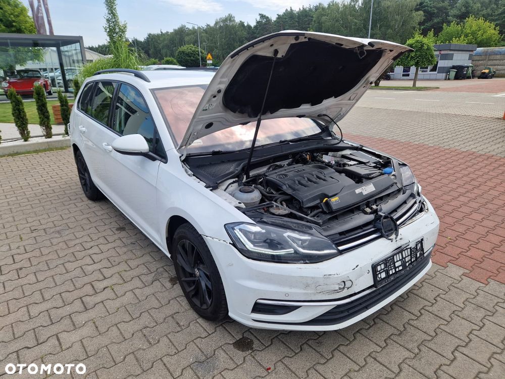 Volkswagen Golf 1.6 TDI BMT Comfortline - 10