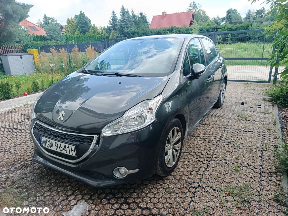 Peugeot 208 - 2
