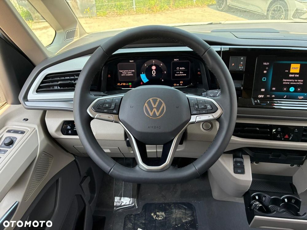Volkswagen Multivan - 20
